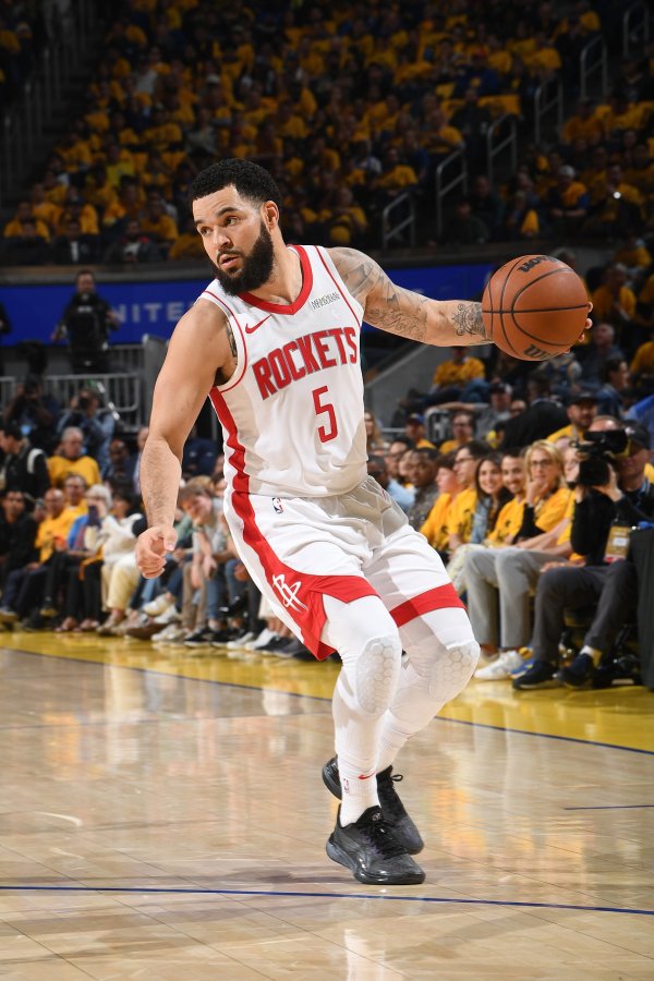 Lake Record: Rockets và Lakers ở trong tình huống tương tự: & không có đủ không gian để ký hợp đồng với người chơi mới, Shepard cần phải đứng lên