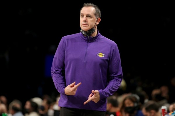 Vogel: Dẫn dắt Lakers giành ch