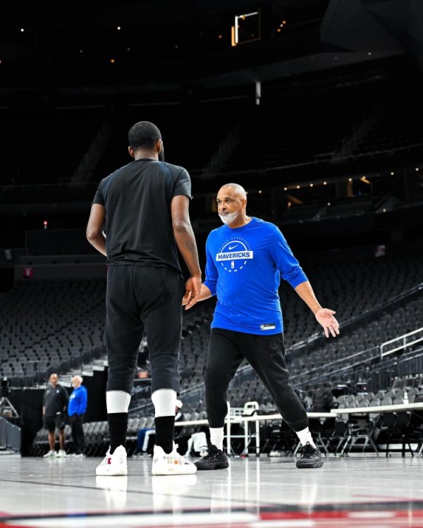 Phil Handy chia sẻ ảnh: Lớp 15