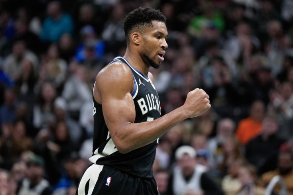 Trung bình 32,6 điểm, 11,3 rebound và 7,1 kiến ​​​​tạo mỗi trận! Hôm nay Bucks sẽ thi đấu với Cavaliers và chữ cái được nâng cấp để thi đấu.